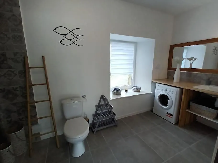Holiday home Gite Avec Piscine Mantallot France